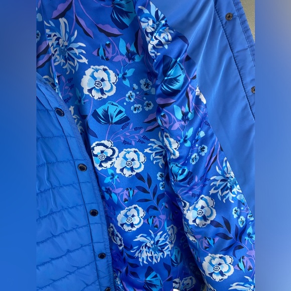 Isaac Mizrahi Live - Royal Blue with Flower Pattern Inside - Vest - 3XL - Picture 2 of 10